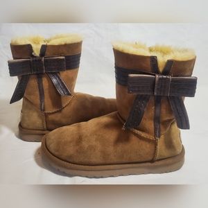 Ugg Australia Women's Josette Sheepskin Boots Chestnut Size 8
